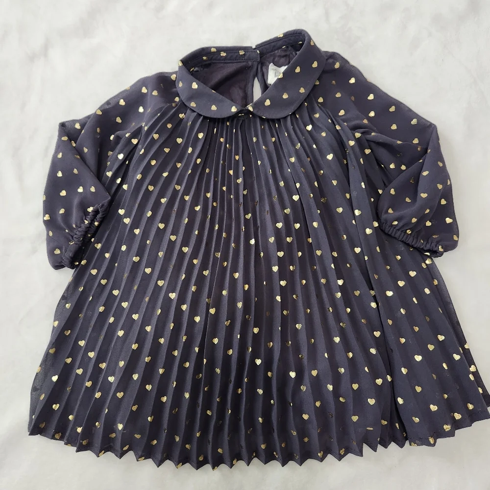 NWOT Baby Gap Pleated Flowy Pleated Heart Dress